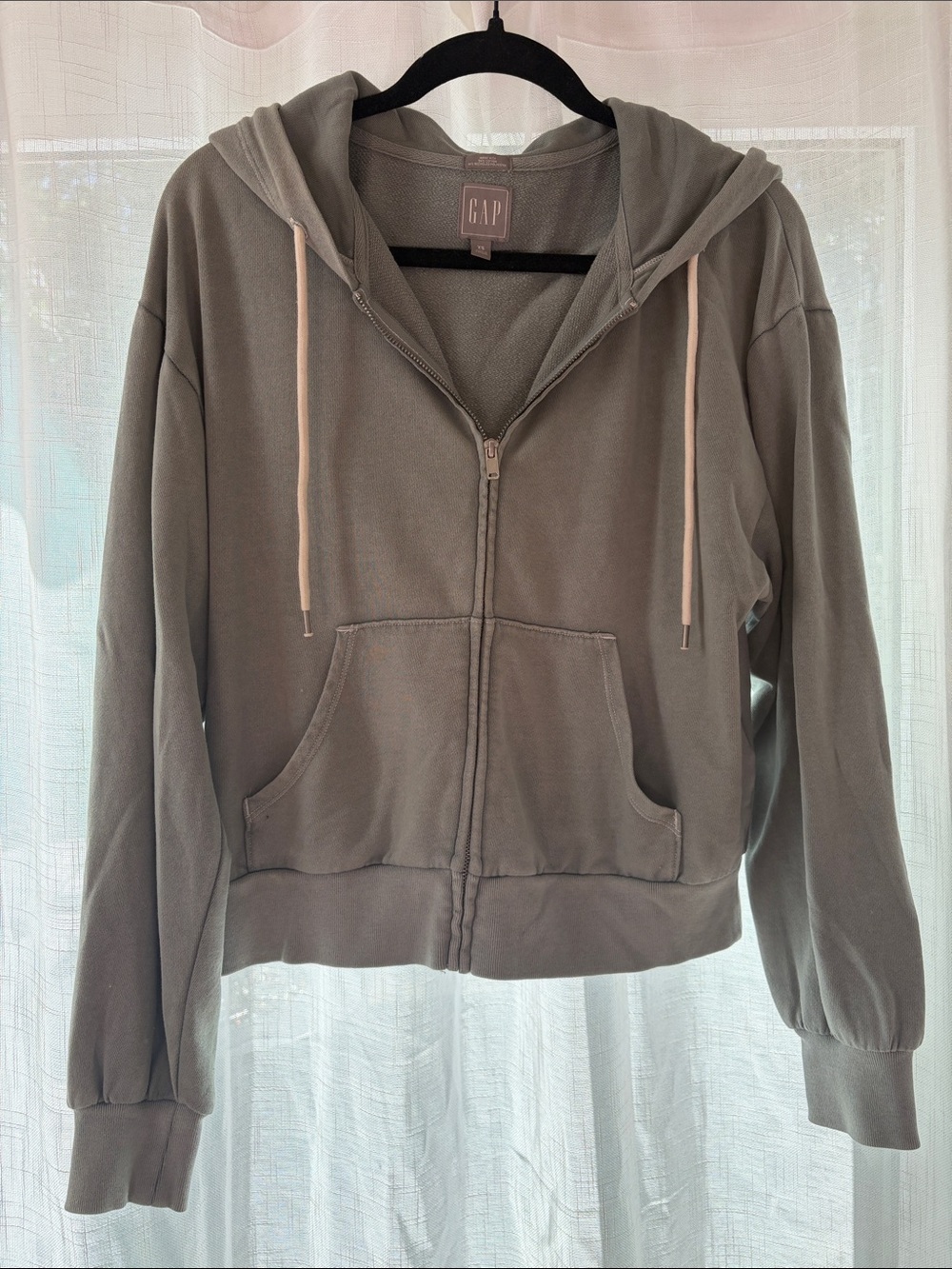 GAP Olive Green Full‑Zip Hoodie with Pink Drawstrings
